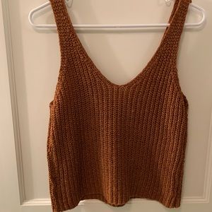 Never worn. Knit mid-tank